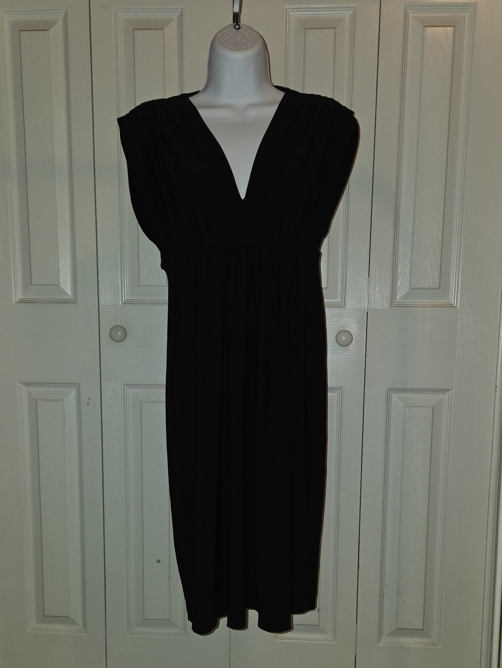 Norma Kamali Black V-Neck Midi Dress